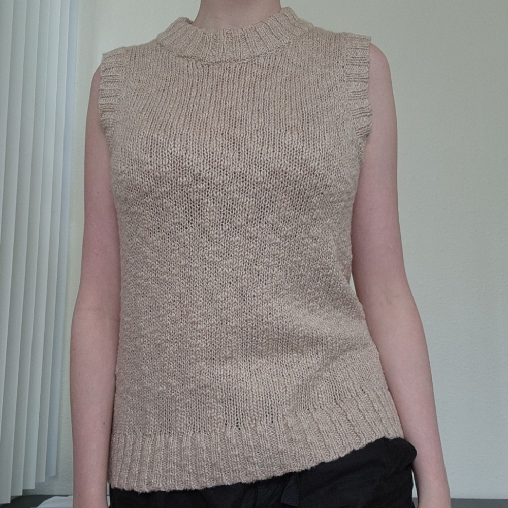 Naadam Beige Sleeveless Sweater Vest Beige Oatmeal Size Small